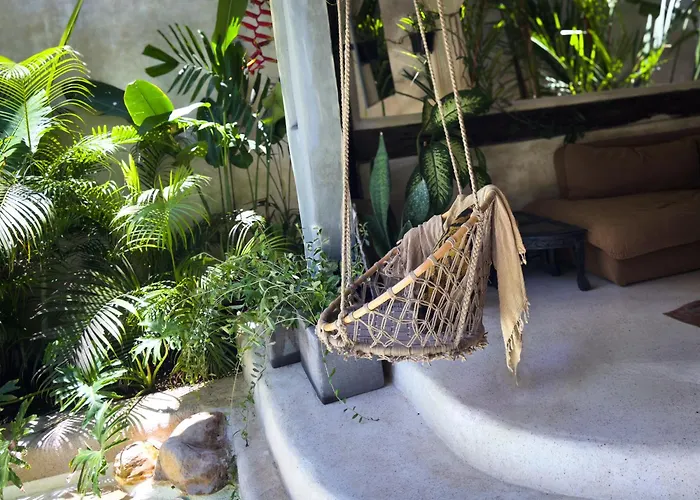 Tropical Jungle View ,villa Uyai, Bingin Villa