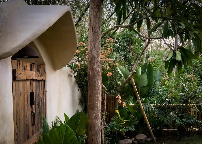 Tropical Jungle View ,villa Uyai, Bingin Uluwatu (Bali)